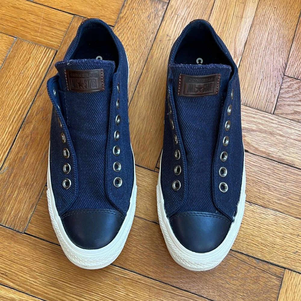 CONVERSE Chuck Taylor All Star Laceless Low Top Sneaker, Size 9